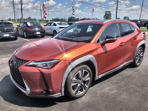 Used 2019 Lexus UX 200 w/ Accessory Package 2 FWD image 1