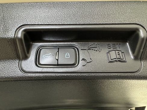 Used 2022 Ford Explorer ST w/ Equipment Group 401A AWD/4WD image 37