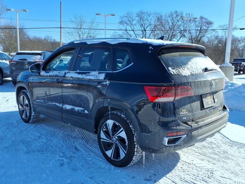 Used 2023 Volkswagen Taos SE image 9