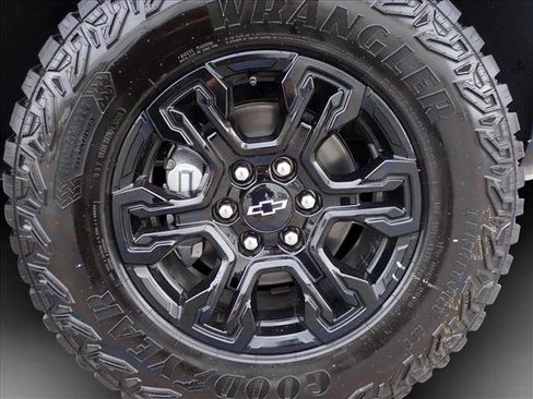 New 2026 Chevrolet Silverado 1500 ZR2 AWD/4WD image 7