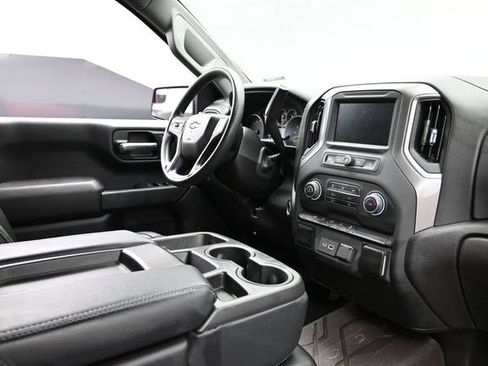 Used 2023 Chevrolet Silverado 1500 Custom AWD/4WD image 14