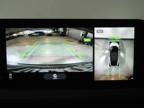 Used 2023 Nissan Ariya Platinum+ image 34