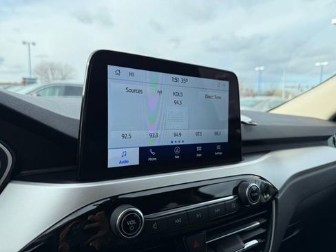 Used 2020 Ford Escape SE image 30