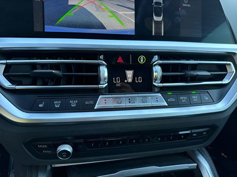 Used 2023 BMW 430i Convertible w/ M Sport Package RWD image 17