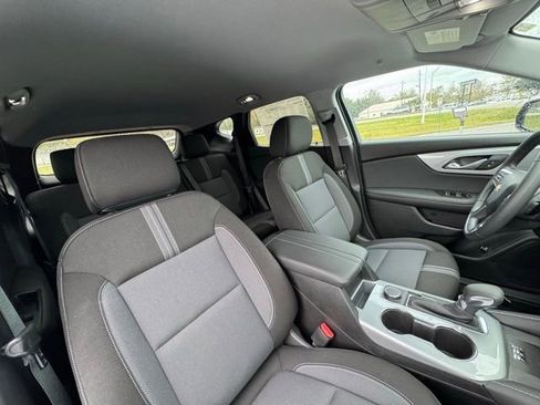 New 2025 Chevrolet Blazer LT w/ Redline Edition FWD image 16
