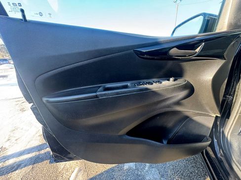 Used 2018 Chevrolet Spark LT image 13