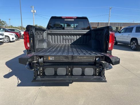 New 2026 GMC Sierra 1500 SLT w/ SLT Premium Plus Package image 15