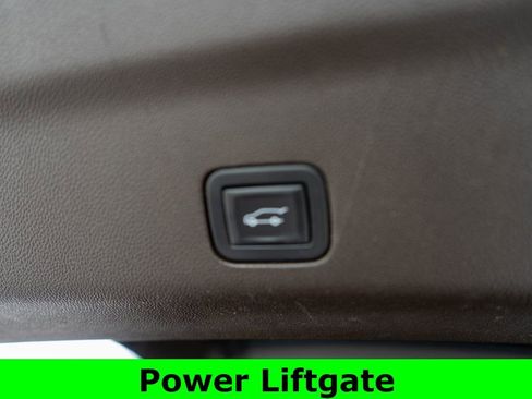 Used 2021 GMC Yukon Denali image 38