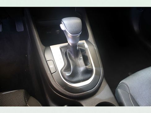 Used 2023 Kia Forte LXS image 24