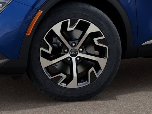 New 2024 Kia Sportage EX image 8