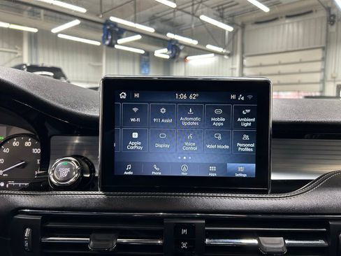Certified 2020 Lincoln Corsair AWD w/ Luxury Package image 20