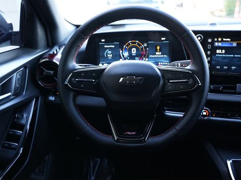 Used 2026 Chevrolet Equinox RS w/ Safety and Technology Package image 9