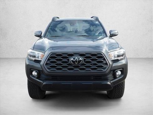 Used 2022 Toyota Tacoma TRD Off-Road AWD/4WD image 2