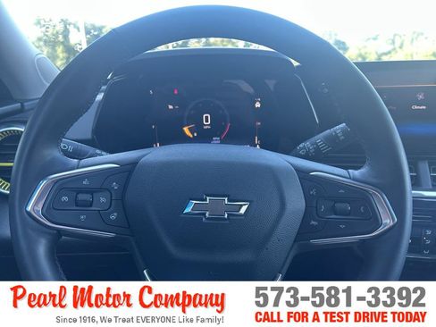 Certified 2024 Chevrolet Trax ACTIV w/ Sunroof Package FWD image 13