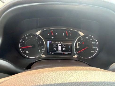 Used 2017 GMC Acadia SLT FWD image 32