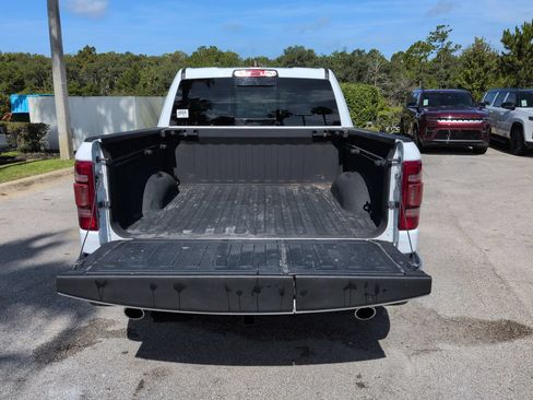 Used 2023 RAM 1500 Laramie AWD/4WD image 11