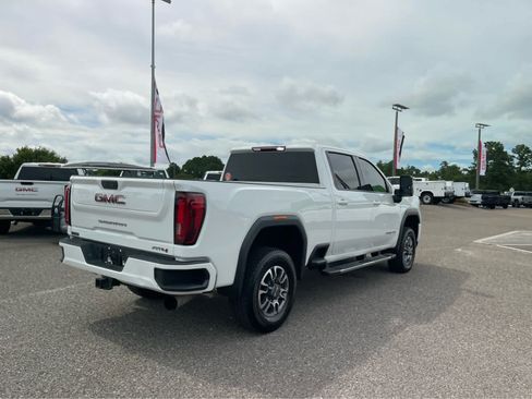 Used 2022 GMC Sierra 2500 AT4 AWD/4WD image 6