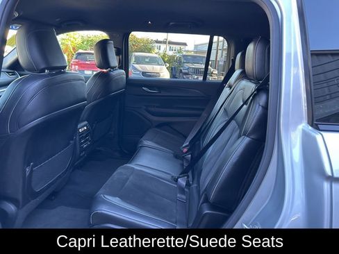 Certified 2024 Jeep Grand Cherokee L Laredo image 31