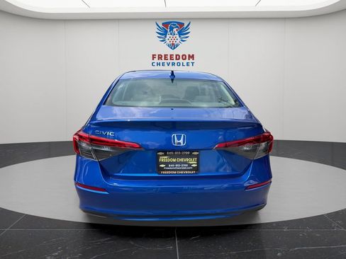 Used 2022 Honda Civic EX image 6