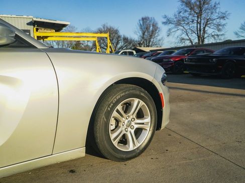 Used 2022 Dodge Charger SXT image 28