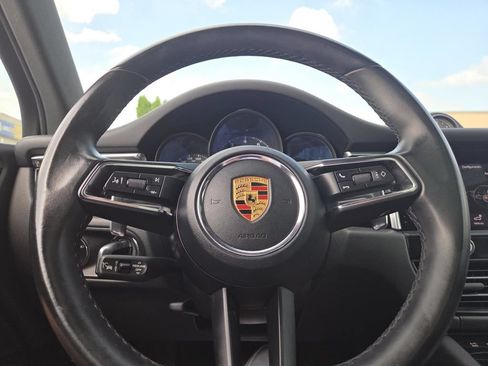 Used 2023 Porsche Macan Turbo AWD/4WD image 24