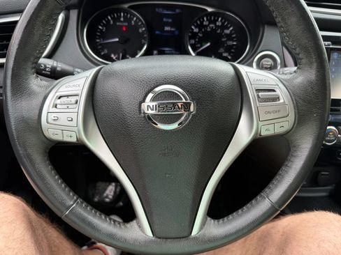 Used 2015 Nissan Rogue SL AWD/4WD image 11