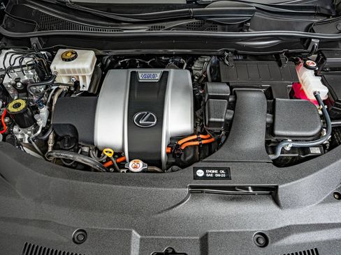 Used 2018 Lexus RX 450h AWD w/ Luxury Package image 40