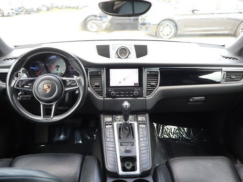 Used 2017 Porsche Macan S AWD/4WD image 14