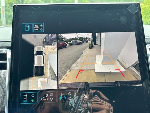 New 2026 GMC Sierra EV Elevation image 9