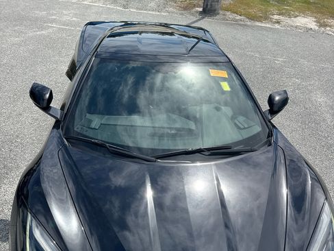 Used 2023 Chevrolet Corvette Stingray Coupe w/ 1LT image 5