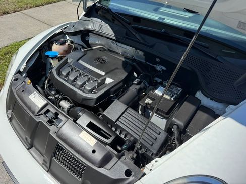 Used 2018 Volkswagen Beetle 2.0T S image 27