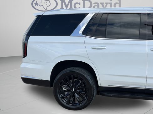 Used 2025 Cadillac Escalade Luxury w/ LPO, Floor Liner Package RWD image 36