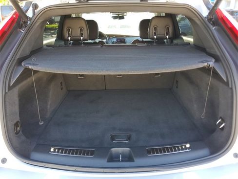 Used 2019 Cadillac XT4 Premium Luxury image 9