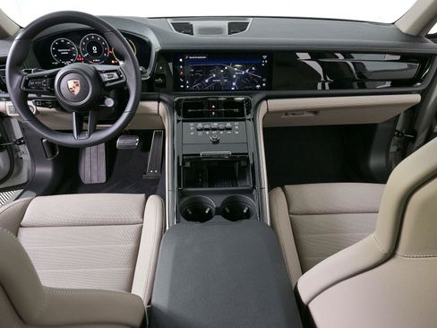 New 2026 Porsche Panamera image 16