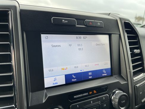 Used 2019 Ford F150 XLT w/ Equipment Group 302A Luxury AWD/4WD image 17