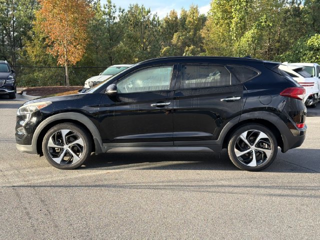 Used 2016 Hyundai Tucson Limited w/ Option Group 03 FWD image 4