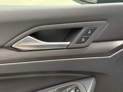 Used 2024 Volkswagen GTI SE w/ SE Leather Seats Package image 26