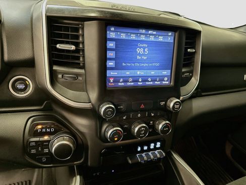 Used 2019 RAM 1500 Big Horn AWD/4WD image 25
