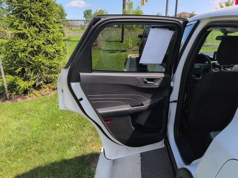 Used 2024 Ford Escape Active AWD/4WD image 22
