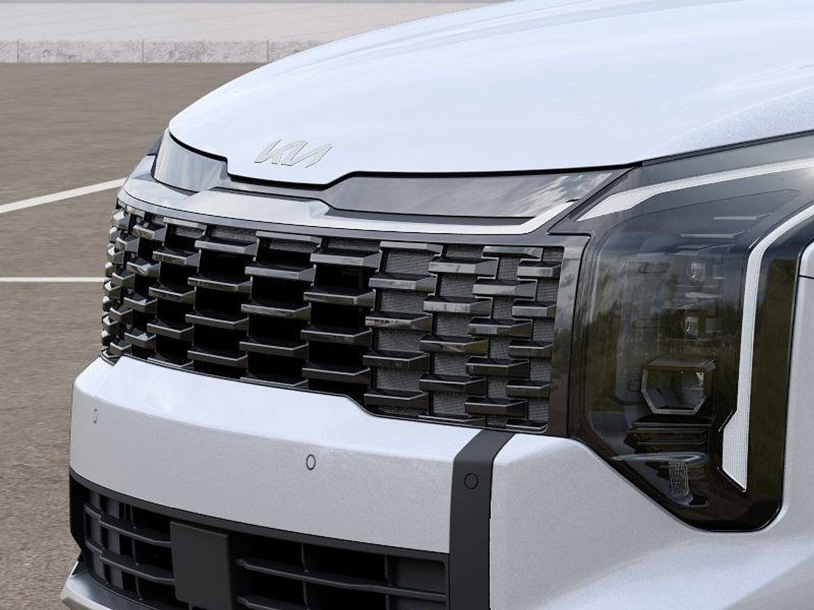 Used 2026 Kia Sportage EX FWD image 12