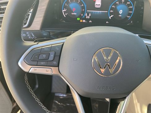 New 2026 Volkswagen Atlas SE image 20