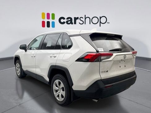 Used 2023 Toyota RAV4 LE AWD/4WD image 3