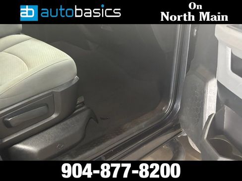 Used 2016 RAM 1500 Classic SLT image 14