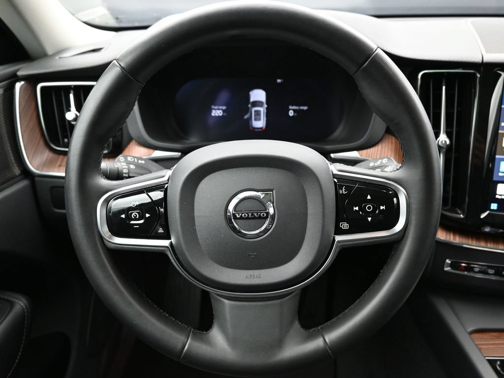 Used 2024 Volvo XC60 T8 Ultimate w/ Climate Package AWD/4WD image 21
