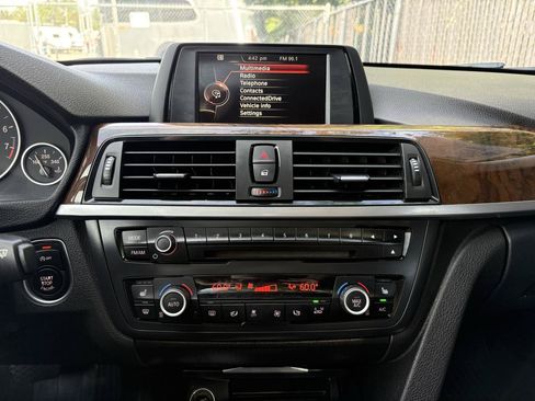 Used 2015 BMW 328i xDrive Sedan AWD/4WD image 14
