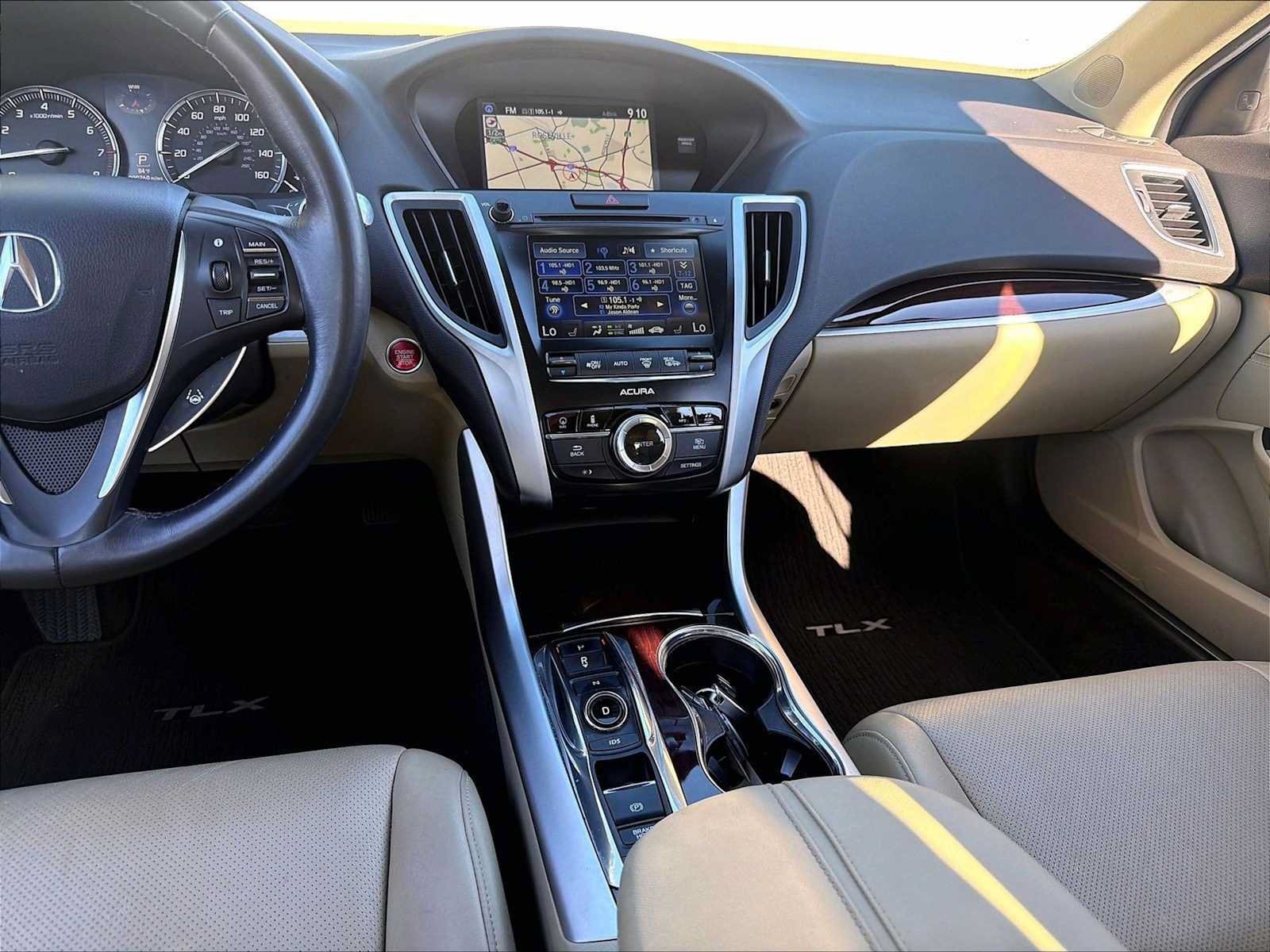 Used 2015 Acura TLX w/ Technology Package FWD image 11