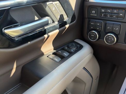 New 2026 Chevrolet Tahoe Z71 w/ Z71 Off-Road Package AWD/4WD image 20