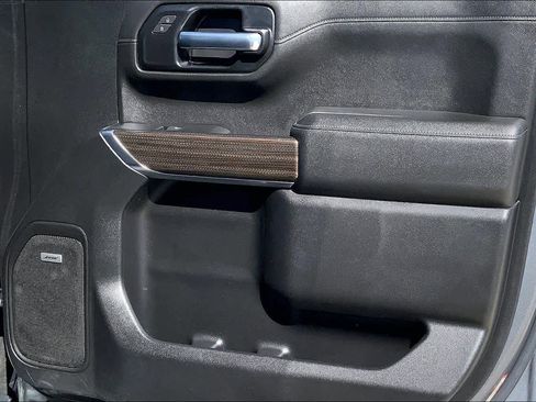 Used 2020 Chevrolet Silverado 1500 LT Trail Boss image 22