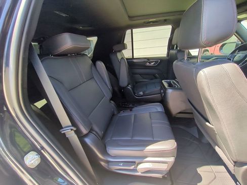 Used 2023 Chevrolet Tahoe RST w/ Luxury Package AWD/4WD image 35