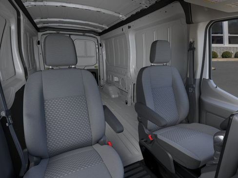 New 2026 Ford Transit 250 148 Medium Roof RWD image 10